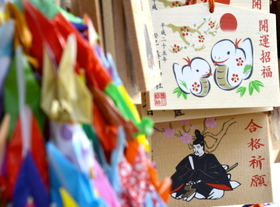 最後は神頼み(撮影・後藤亮平) 最後は神頼み(撮影・後藤亮平)