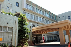 大西脳神経外科病院 明石市大久保町江井島(JR大久保駅から南西へバスで約5分) 大西脳神経外科病院 明石市大久保町江井島(JR大久保駅から南西へバスで約5分)