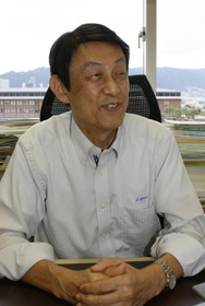 研究について説明する東純一部長=神戸市中央区港島1 研究について説明する東純一部長=神戸市中央区港島1