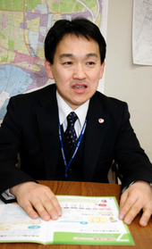 小児肥満対策について話す森山太嗣課長=尼崎市役所 小児肥満対策について話す森山太嗣課長=尼崎市役所