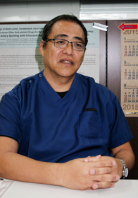 脳卒中予防や医療連携について話す坂井信幸部長=神戸市中央区港島南町2 脳卒中予防や医療連携について話す坂井信幸部長=神戸市中央区港島南町2
