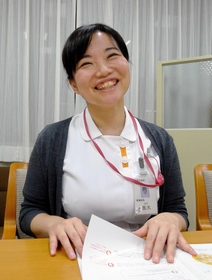 オストメイトへの理解を呼び掛ける黒木亜希子師長=宝塚市立病院 オストメイトへの理解を呼び掛ける黒木亜希子師長=宝塚市立病院