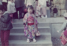 3歳の時の桂あやめさん(本人提供) 3歳の時の桂あやめさん(本人提供)