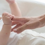 小さな娘の存在が、「人間」としての支えになった(写真はイメージです)=ponta1414/stock.adobe.com