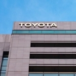 日本で一番借金をしている企業はどこでしょうか(yu_photo - stock.adobe.com)