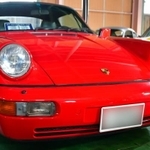 ポルシェ911シリーズの最初のモデル・タイプ901のスタイルをキープしつつ進化したモデル。タルガトップと呼ばれる天井を取り外せばオープンエアなどライブが楽しめます