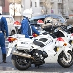 警察官がバイクの少年と絡んだ案件が社会問題化した(moonrise stock.adobe.com.jpeg)