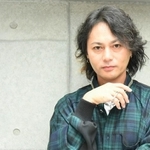 亡き父への思いを語る、原田喧太(撮影:石井隼人)