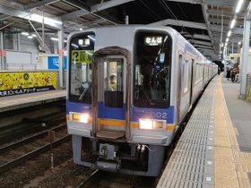 2000系の一部は南海本線の普通運用に就く 2000系の一部は南海本線の普通運用に就く