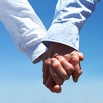 Twitterからいなくなる時は「ほら、行くよ」って手を引っ張って連れて行って欲しい…mixi過疎化を知る世代の投稿が話題に(イメージ画像)