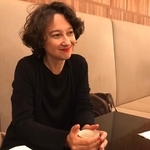 新刊『京都に咲く一輪の薔薇』(早川書房)の著者、ミュリエル・バルベリさん