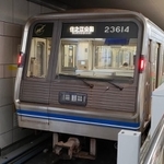 四つ橋線を走る23系