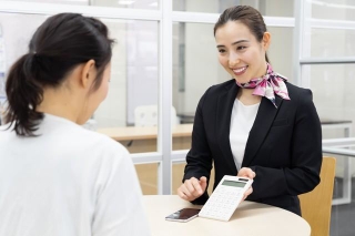 スマホの機種変更キャンペーンの利用率は? ※画像はイメージです(taka/stock.adobe.com)