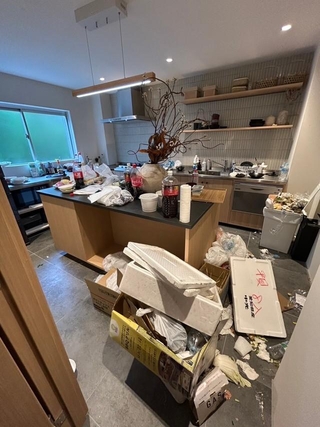 伊豆を拠点に民泊を運営する鈴木健太さんが投稿したチェックアウト後の写真が話題に(鈴木さん提供)