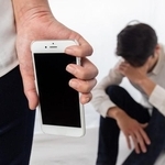 浮気調査で「密会現場の写真や動画」は決定打にならない!? 依頼者と探偵の認識にギャップが