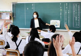 子どもたちが最後まで集中していた、柿本亜津子先生の授業=たつの市龍野町日飼、市立小宅小学校 子どもたちが最後まで集中していた、柿本亜津子先生の授業=たつの市龍野町日飼、市立小宅小学校