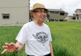 高射砲陣地での思い出を語る神足徹雄さん=松江 高射砲陣地での思い出を語る神足徹雄さん=松江