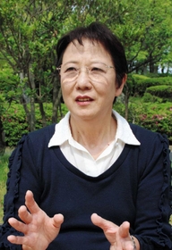「子どものいい所を見つけて自信をつけてあげてほしい」と話す唐木美喜子さん=神戸市中央区楠町7 「子どものいい所を見つけて自信をつけてあげてほしい」と話す唐木美喜子さん=神戸市中央区楠町7