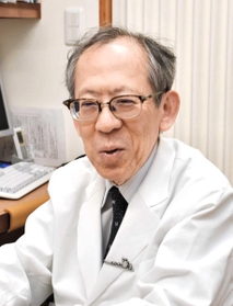 子どもの摂食障害について説明する、たかみやこころのクリニックの高宮静男院長=明石市松の内2 子どもの摂食障害について説明する、たかみやこころのクリニックの高宮静男院長=明石市松の内2