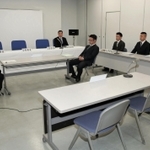 暴力団神戸山口組に対する兵庫県公安委員会の意見聴取会場=22日午後、兵庫県警本部