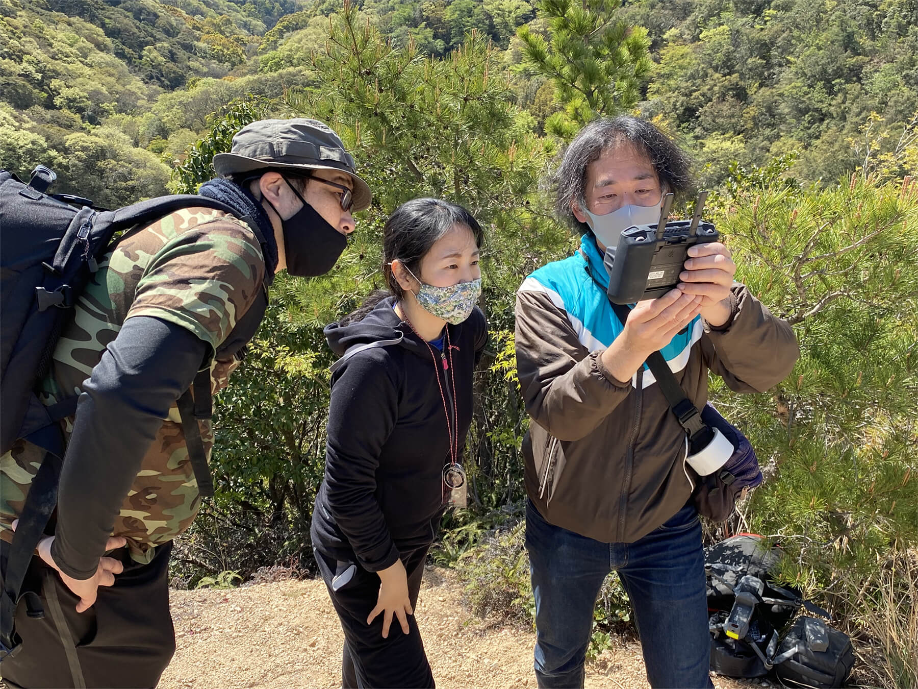 撮影隊写真
