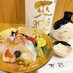 万彩の季節のお造り５種盛りと来楽