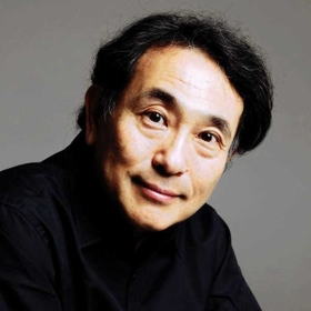 指揮者の山下一史さん（（ｃ）ａｉ　ｕｅｄａ）