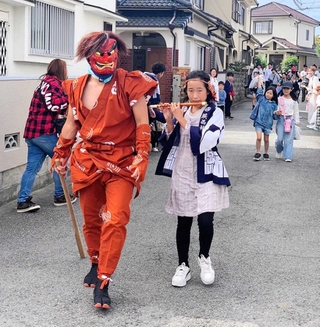 あかしの秋祭り＞地域の厄払い、猿田彦が駆ける 魚住・浜西神明神社|明石|神戸新聞NEXT