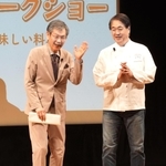 熟練の掛け合いで会場を盛り上げた日高良実さん（右）と後藤繁榮さん＝明石市東仲ノ町