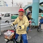 東京に到着した直後の谷上満夫さん＝東京都杉並区（谷上直也さん提供）