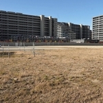 防災機能がある公園や図書館などを整備する構想が示されたＪＴ工場跡地＝明石市大久保町大久保町