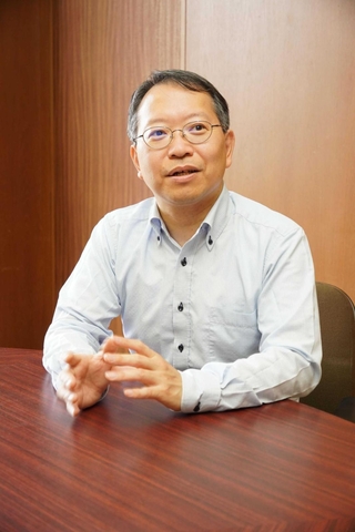 福嶋慶三さん
