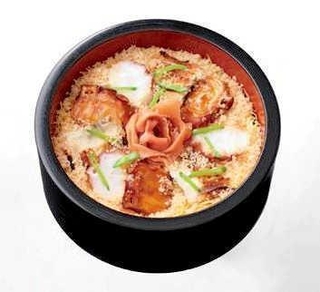 たこフェアで提供される明石菊水の「たこちらし」（ピオレ明石提供）