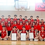 ２６年ぶりに近畿大会に出場する明石南高校男子バスケ部＝明石市明南町３