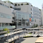 明石税務署管内の最高路線価となった明石駅前広場＝明石市大明石町１