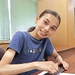 珠算能力検定試験１級に合格したリクソン馬本アニカ日子さん＝明石商工会議所