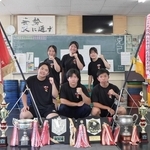 全国高校総合体育大会に出場する（後列左から）山本碧優さん、田中那海さん、石橋彩さん、（前列左から）臼井康介さん、松岡甚一朗さん、安田滉さん＝明石南高校