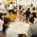 旧市立図書館跡地に整備する新施設について意見を交わしたワークショップ＝明石市東仲ノ町