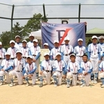 全国大会で３位に入った望海ジュニアソフトボールの選手ら（提供）