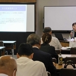 市内事業所の担当者らがカスタマーハラスメントへの対策を学んだセミナー＝明石商工会議所
