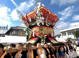 和坂で使われている「一丁マカセ」の布団太鼓＝明石市和坂（明石の布団太鼓プロジェクト提供）