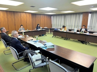 明石市公設地方卸売市場のあり方について議論された第２回の検討委員会＝明石市役所