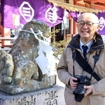 「学生は勉強させてもらう一方で祭りを支え、地域とウィンウィンの関係だ」と話す矢嶋巌さん＝稲爪神社