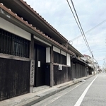 西国街道沿いに広がる街並み。宿場町の風情が色濃く残る＝明石市大蔵八幡町