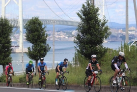 ２０１９年９月に開かれた「淡路島ロングライド１５０」の様子＝淡路市岩屋