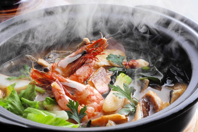 あわじ浜離宮別荘鐸海の「漁師風鍋」（南あわじ市提供）