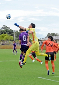 社会人サッカー Fc Awj プロへの道諦めない 関西1部 今季1分け13敗最下位で降格決まる 淡路 神戸新聞next