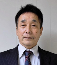 岡本治樹氏