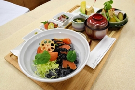 淡路島サクラマスのブラック丼