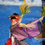 食物の神オオゲツヒメを演じる柏木南有香さん＝伊弉諾神宮